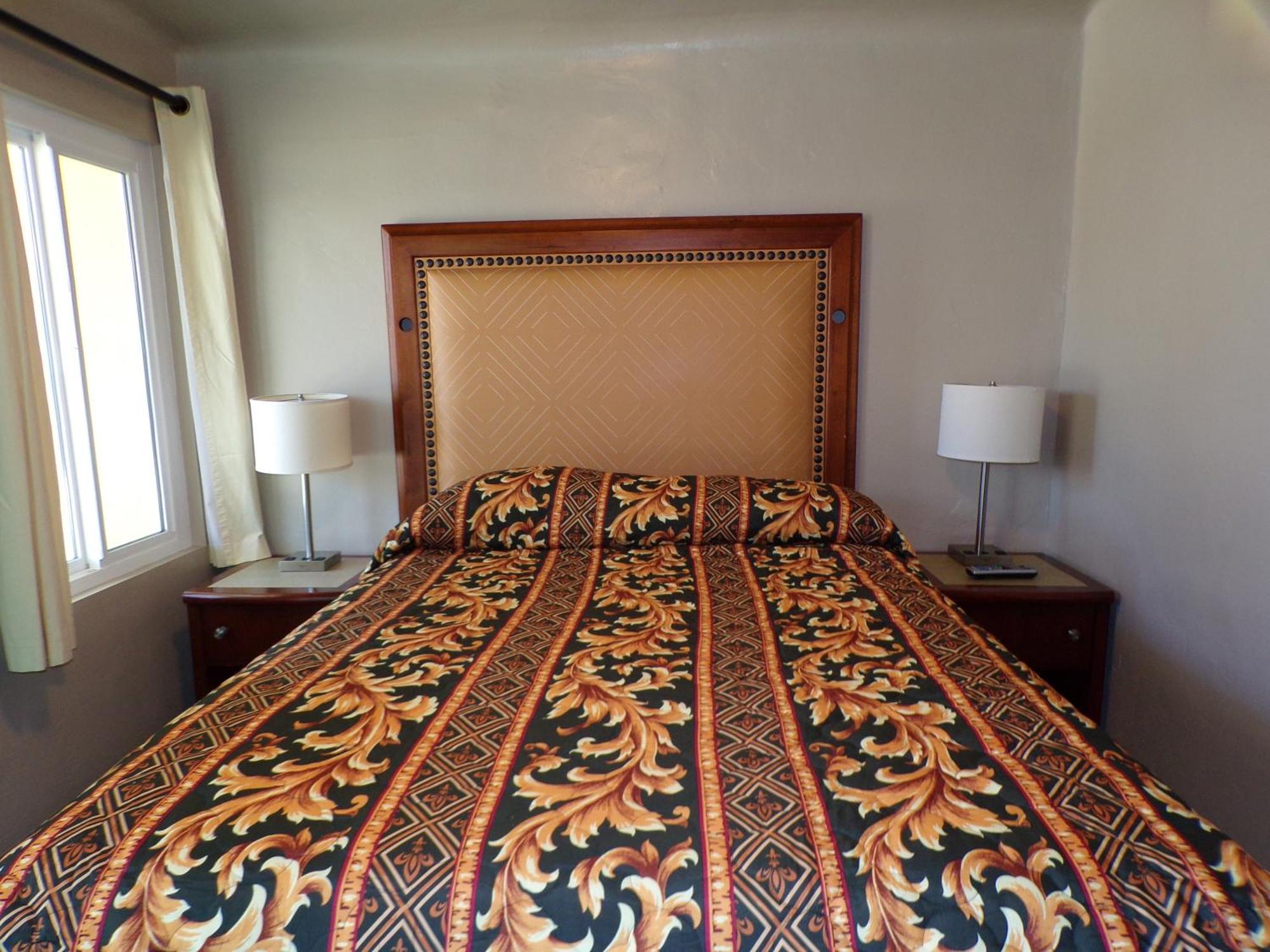 Cypress Tree Motel Cayucos Rom bilde